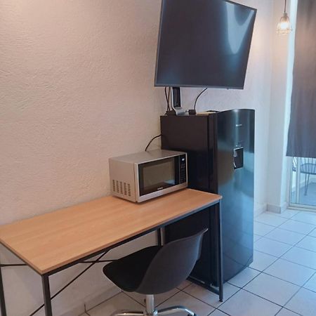 Lovely Studio Apartment With Balcony Ac & Wi-Fi, Minutes From Downtown! Zihuatanejo Eksteriør billede