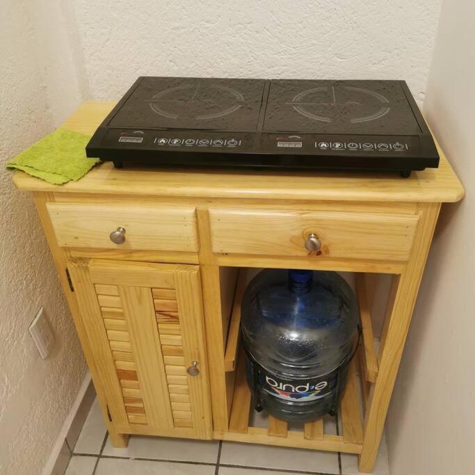 Lovely Studio Apartment With Balcony Ac & Wi-Fi, Minutes From Downtown! Zihuatanejo Eksteriør billede
