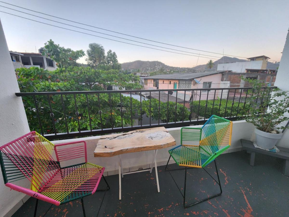 Lovely Studio Apartment With Balcony Ac & Wi-Fi, Minutes From Downtown! Zihuatanejo Eksteriør billede