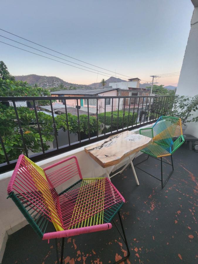 Lovely Studio Apartment With Balcony Ac & Wi-Fi, Minutes From Downtown! Zihuatanejo Eksteriør billede